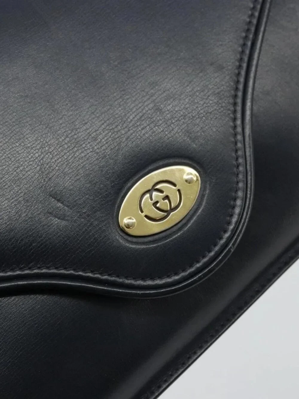 GUCCI Old Shoulder Bag Leather Navy Gold Auth